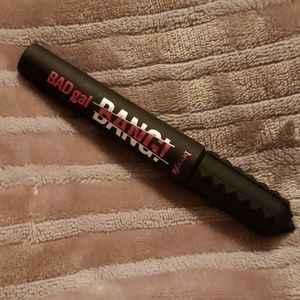 Benefit  Bad Gal Bang Mascara